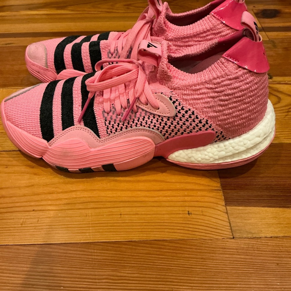 adidas Trae Young 2.0 basketball shoes